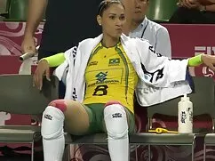 Ella caga en la porn ...