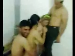 Joven se rompe el cu ...
