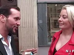 Latina sexy con un F ...